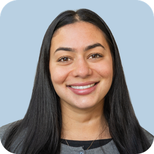 A photograph of Hannah Kavoosi